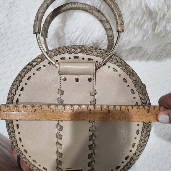 Brahmin Elegant Beige Handbag ** RARE** - Picture 13 of 15